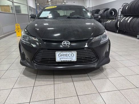 Used 2014 Scion tC image 2
