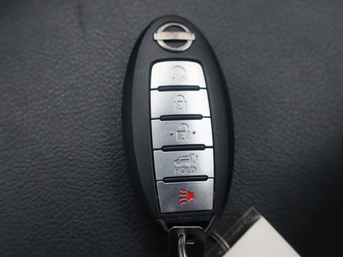 Used 2024 Nissan Armada SL w/ Captain's Chairs Package image 37