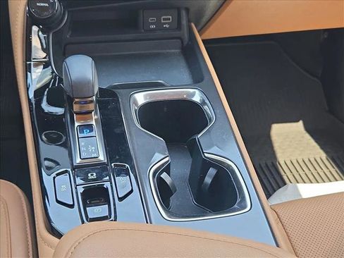 Used 2024 Lexus NX 250 FWD w/ Towing Package (2000 Lbs) image 15