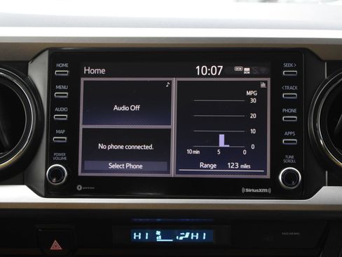 Used 2021 Toyota Tacoma SR5 image 9