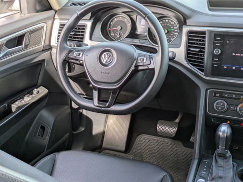 Used 2019 Volkswagen Atlas SE image 17