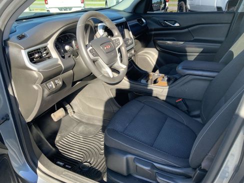 Used 2021 GMC Acadia SLE w/ Elevation Edition FWD image 4