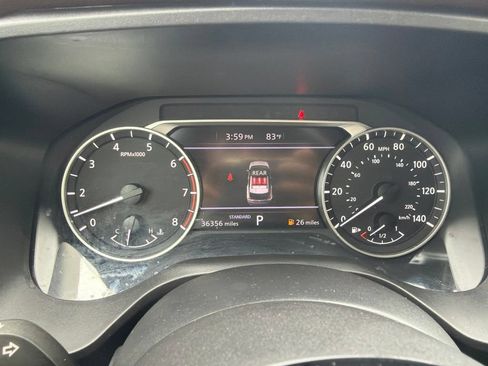 Used 2023 Nissan Rogue SL FWD image 8