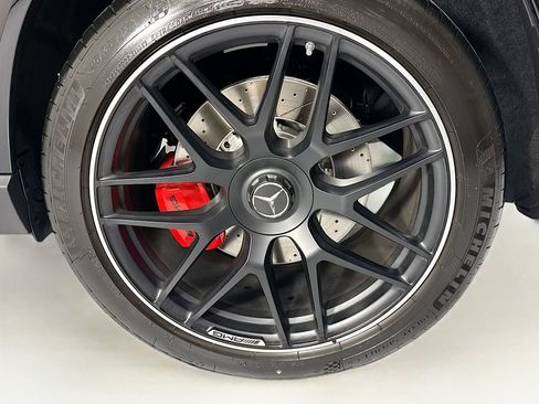Used 2026 Mercedes-Benz GLE 63 AMG S image 31