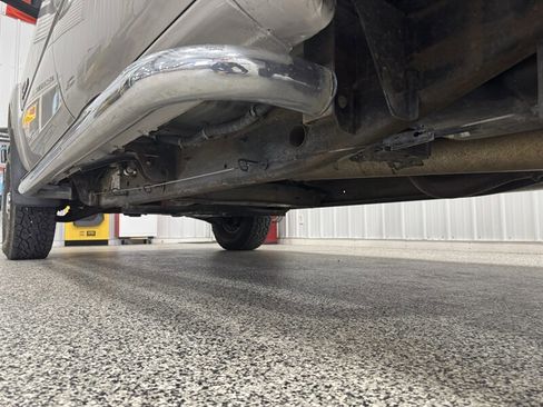 Used 2005 Chevrolet Silverado 2500 LT w/ Heavy-Duty Power Package image 18