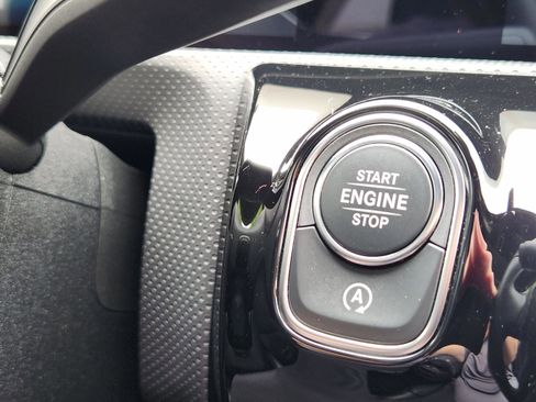 Certified 2020 Mercedes-Benz A 220 image 14