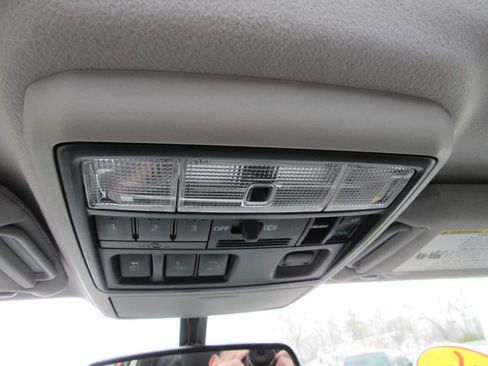 Used 2016 Toyota 4Runner Limited image 20