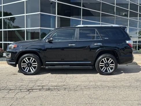 Used 2024 Toyota 4Runner Limited AWD/4WD image 7