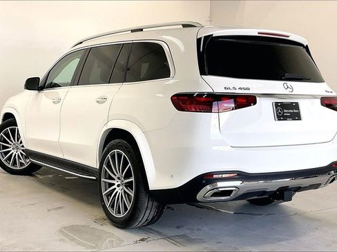 New 2026 Mercedes-Benz GLS 450 4MATIC image 12