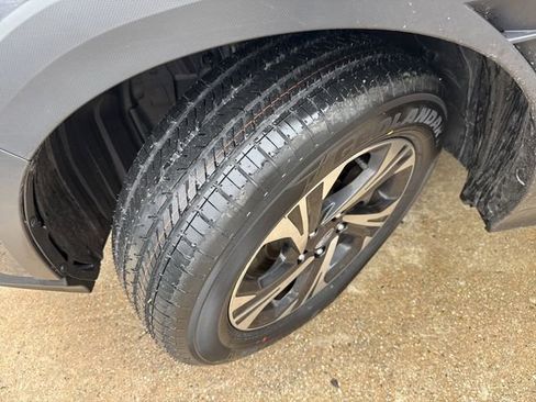 Certified 2024 Subaru Crosstrek 2.0i Premium image 25