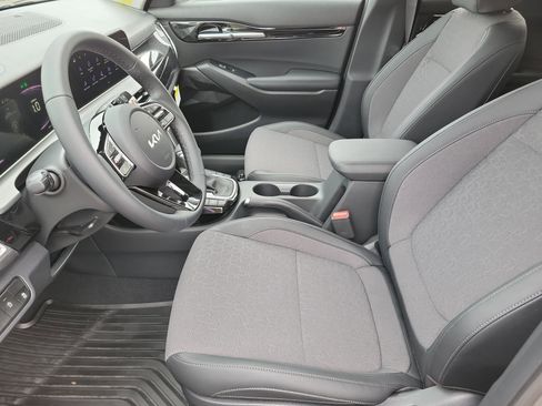 New 2026 Kia Seltos S FWD image 3