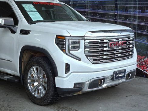 Used 2022 GMC Sierra 1500 Denali image 2