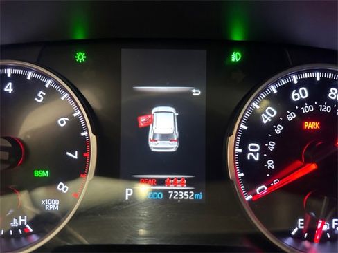 Used 2019 Toyota RAV4 XLE w/ Carpet Mat Package image 23