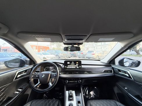 Used 2022 Mitsubishi Outlander SEL image 34