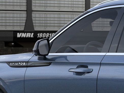 New 2026 Lincoln Aviator AWD image 20
