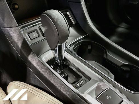 New 2026 Subaru Ascent Limited AWD/4WD image 18