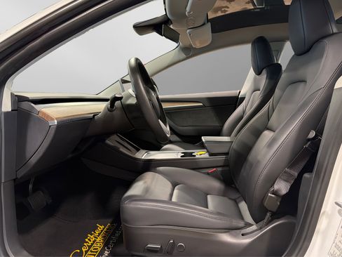 Used 2023 Tesla Model 3 Standard Range RWD image 17
