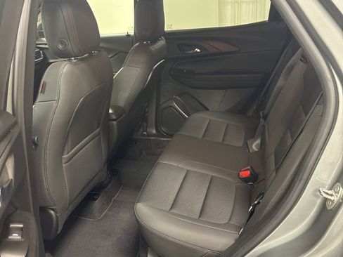 Used 2023 Chevrolet TrailBlazer RS w/ Convenience Package image 19