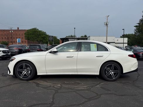 Certified 2025 Mercedes-Benz E 350 4MATIC Sedan image 4