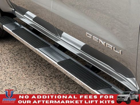 Used 2025 GMC Sierra 1500 Denali w/ Technology Package AWD/4WD image 6