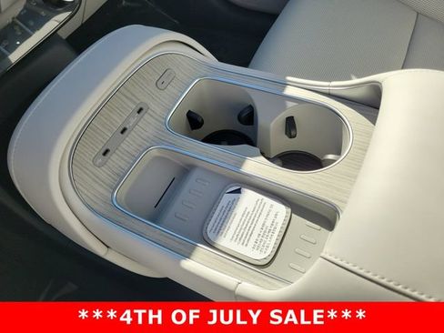 New 2026 Hyundai Palisade Calligraphy AWD/4WD image 13