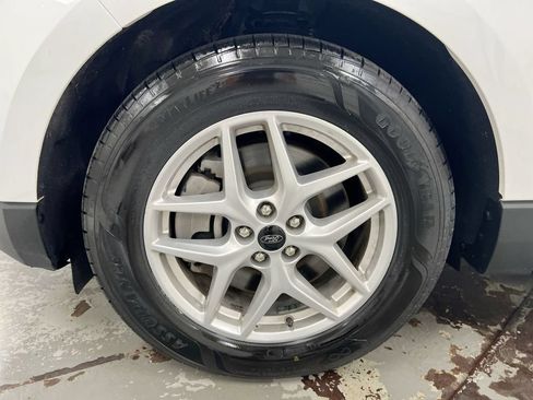 Used 2024 Ford Edge SEL AWD/4WD image 26