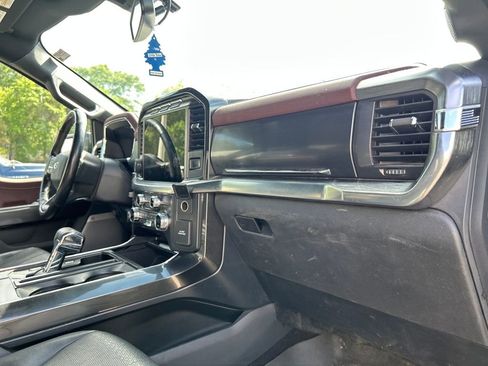 Used 2021 Ford F150 Lariat w/ Equipment Group 502A High image 13