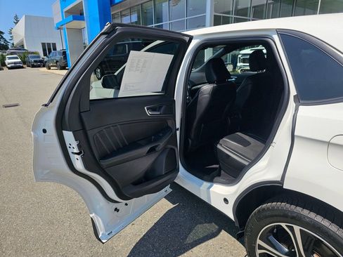 Used 2021 Ford Edge ST AWD/4WD image 16