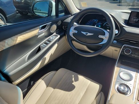 Used 2022 Genesis GV80 2.5T w/ Prestige Package 04 image 18