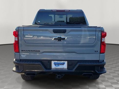 Used 2024 Chevrolet Silverado 1500 LT Trail Boss w/ Convenience Package II AWD/4WD image 5
