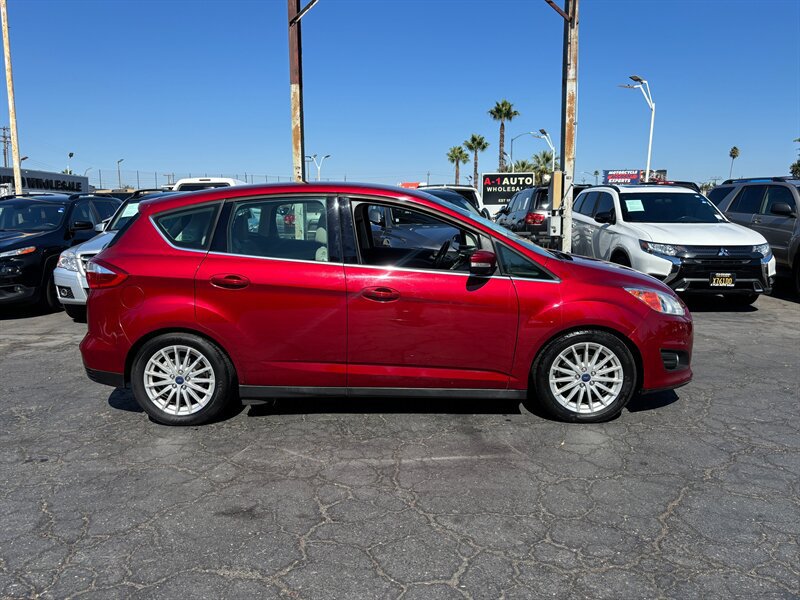 Used 2016 Ford C-MAX SEL w/ Equipment Group 302A FWD image 2