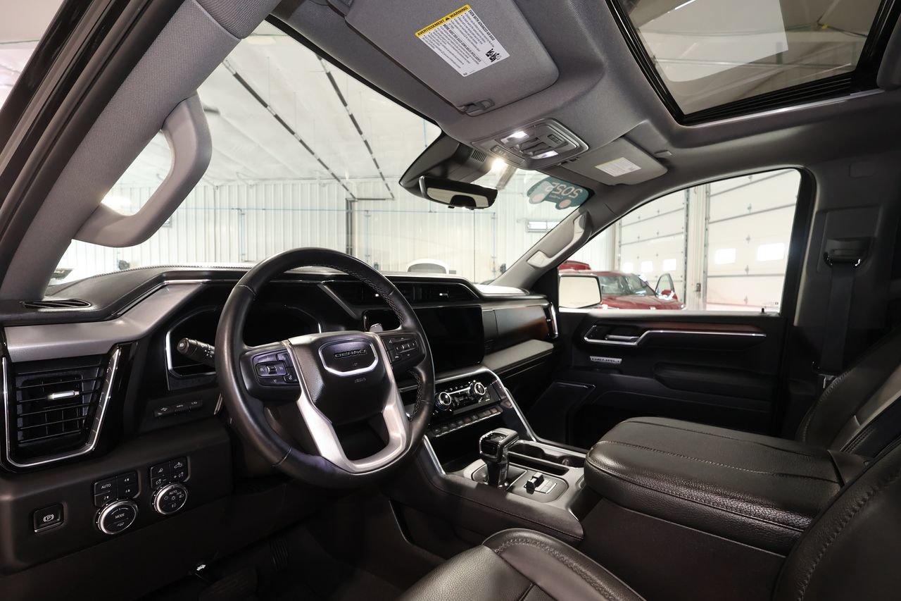 Certified 2025 GMC Sierra 1500 Denali w/ Denali Reserve Package AWD/4WD image 9