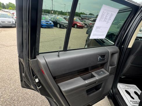 Used 2014 Ford Flex SEL image 12