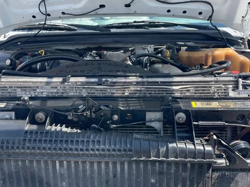 Used 2010 Ford F350 XLT RWD image 16