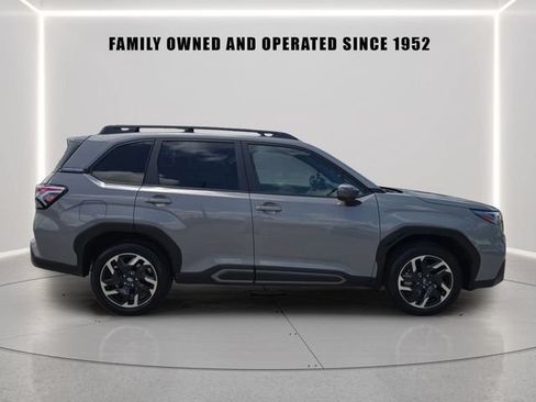 Used 2025 Subaru Forester Limited AWD/4WD image 2