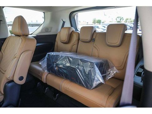 New 2026 INFINITI QX80 Luxe w/ Cargo Package image 22