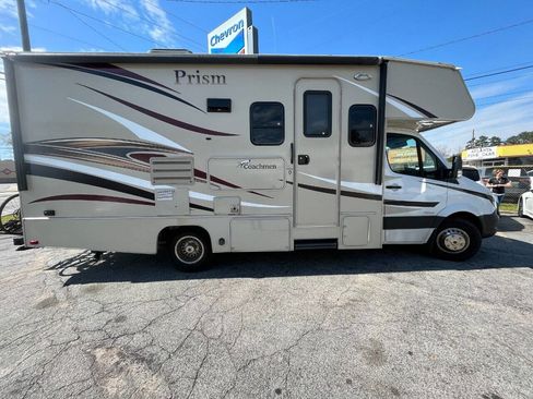 Used 2016 Mercedes-Benz Sprinter 3500 image 2