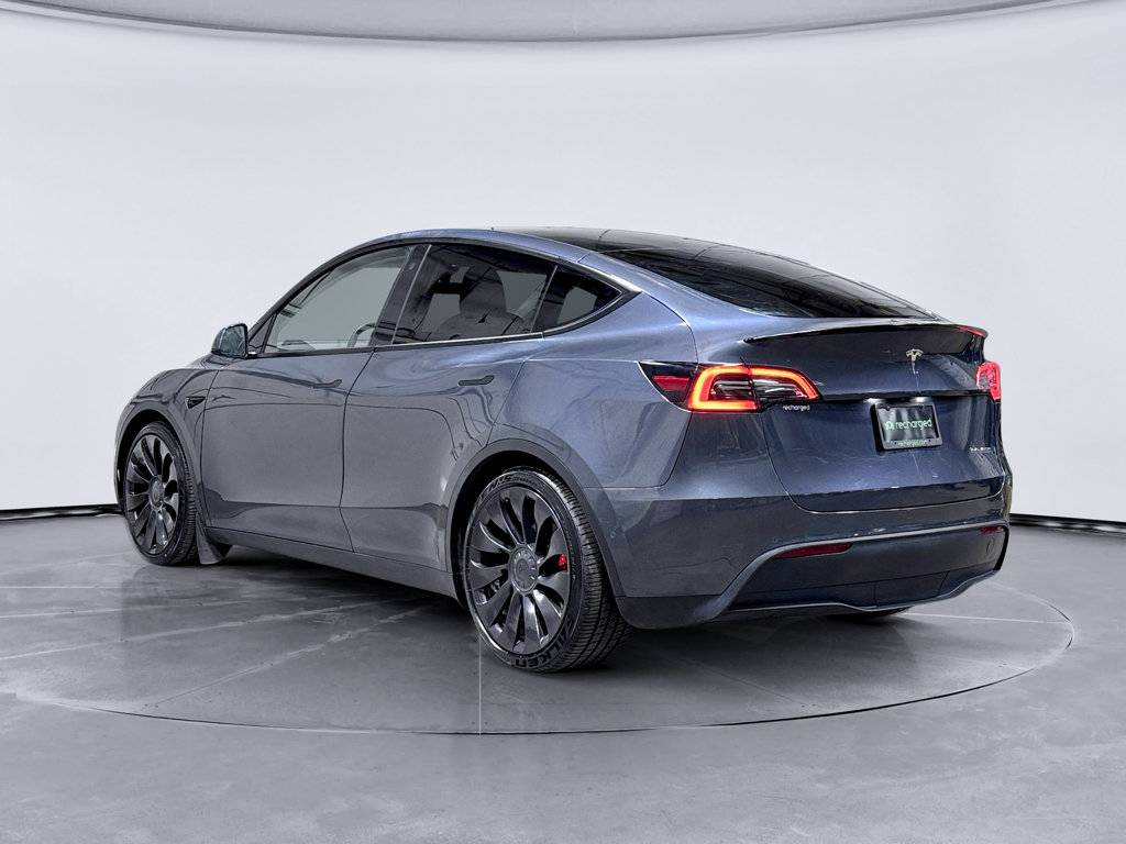 Used 2022 Tesla Model Y Performance AWD/4WD image 2