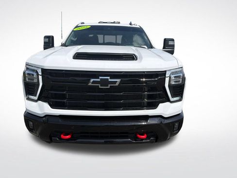 Used 2025 Chevrolet Silverado 2500 LT w/ Trail Boss Package AWD/4WD image 2