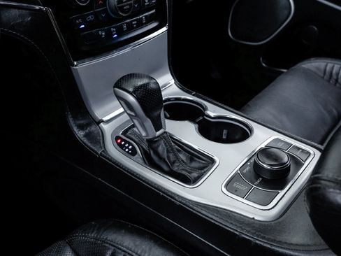 Used 2020 Jeep Grand Cherokee SRT AWD/4WD image 33