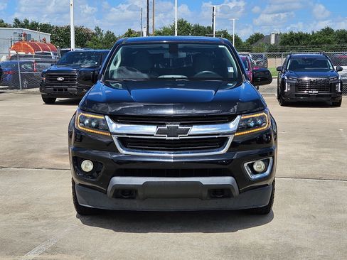 Used 2018 Chevrolet Colorado LT AWD/4WD image 9