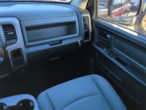 Used 2014 RAM 1500 Express image 17