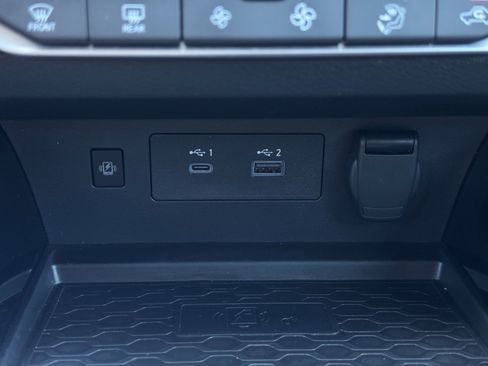 Used 2024 Nissan Altima 2.0 SR image 27