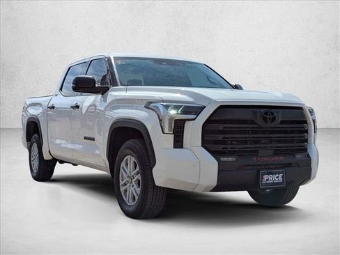 Used 2023 Toyota Tundra SR5 w/ SR5 Convenience Package image 3