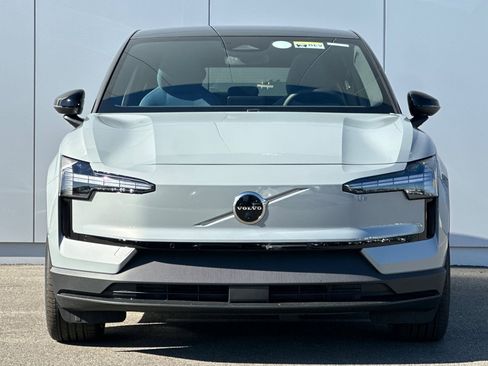 New 2026 Volvo EX30 Ultra image 8