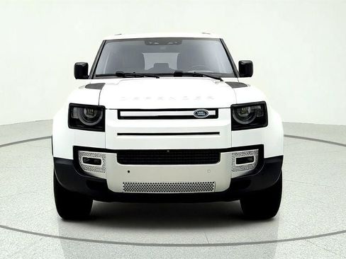 Used 2021 Land Rover Defender 90 S AWD/4WD image 2