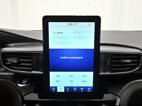 Used 2021 Ford Explorer ST w/ ST Street Pack AWD/4WD image 12