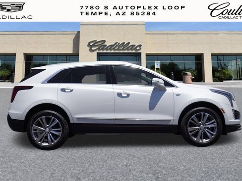 New 2025 Cadillac XT5 Premium Luxury w/ Technology Package image 2