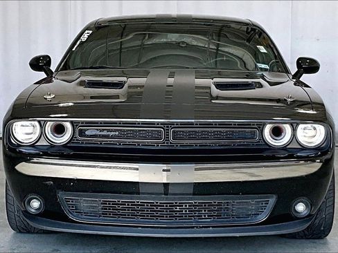 Used 2022 Dodge Challenger SXT w/ Blacktop Package image 3