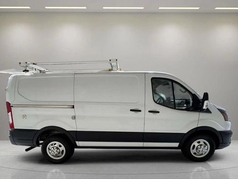 Used 2020 Ford Transit 250 Low Roof AWD image 2